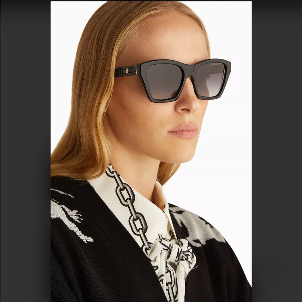 Burberry Arden sunglaases